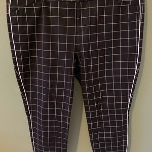 Old Navy Pixie Pants